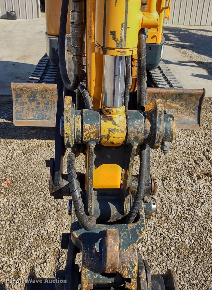 image for item MD9392 2018 Hyundai Robex 35Z-9A  mini excavator