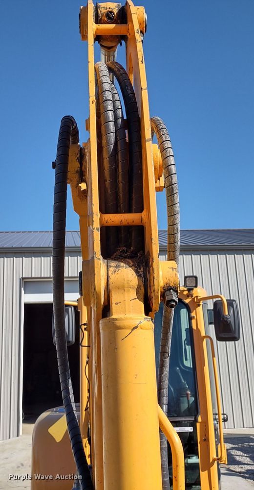 image for item MD9392 2018 Hyundai Robex 35Z-9A  mini excavator