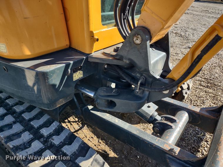 image for item MD9392 2018 Hyundai Robex 35Z-9A  mini excavator