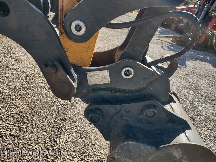 image for item MD9392 2018 Hyundai Robex 35Z-9A  mini excavator