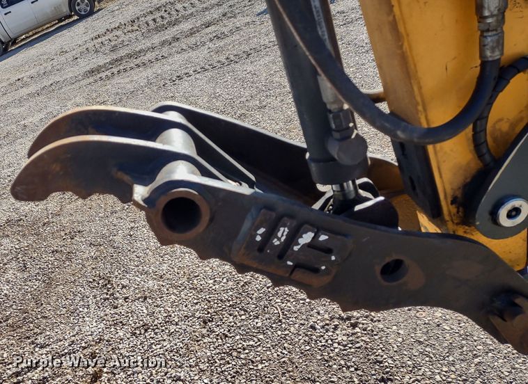 image for item MD9392 2018 Hyundai Robex 35Z-9A  mini excavator