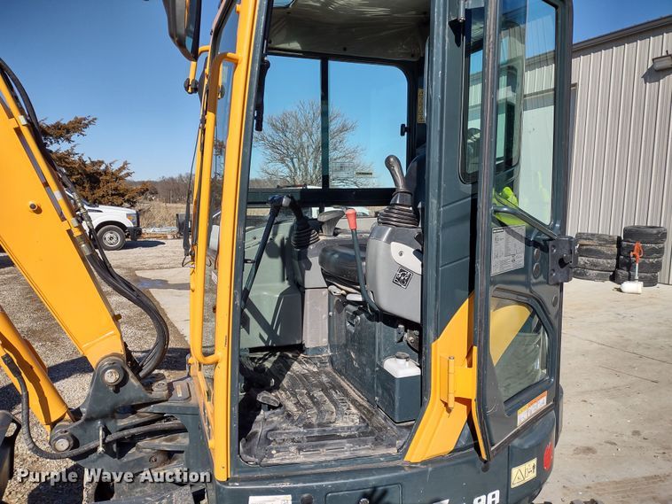 image for item MD9392 2018 Hyundai Robex 35Z-9A  mini excavator