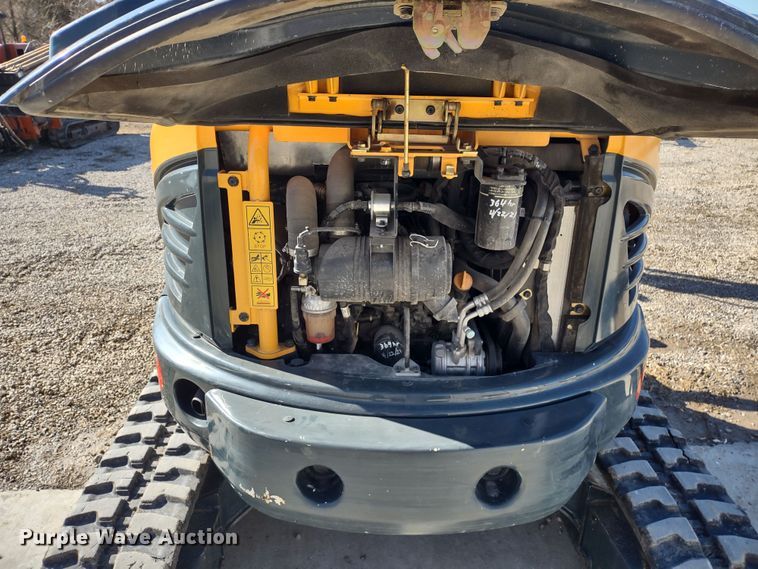 image for item MD9392 2018 Hyundai Robex 35Z-9A  mini excavator