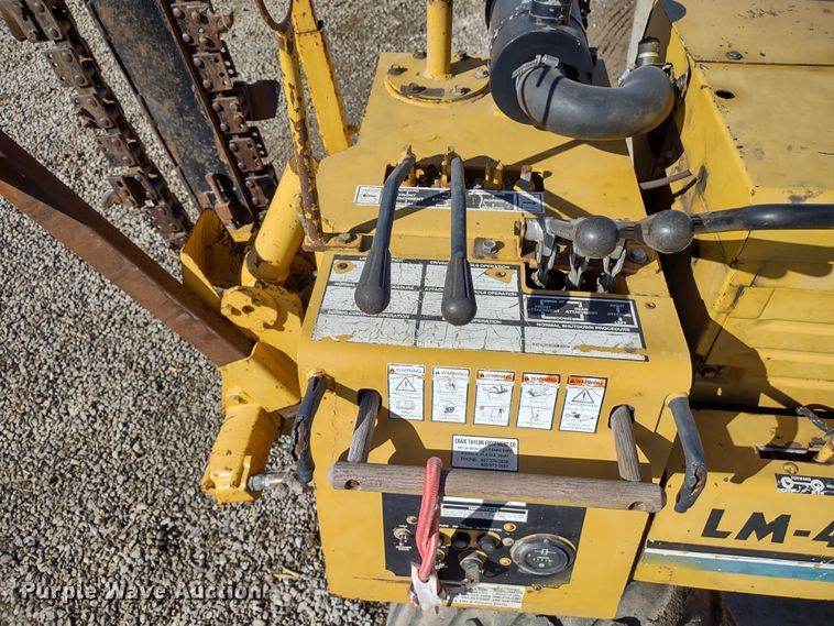 image for item MD9393 1997 Vermeer LM-42  cable plow