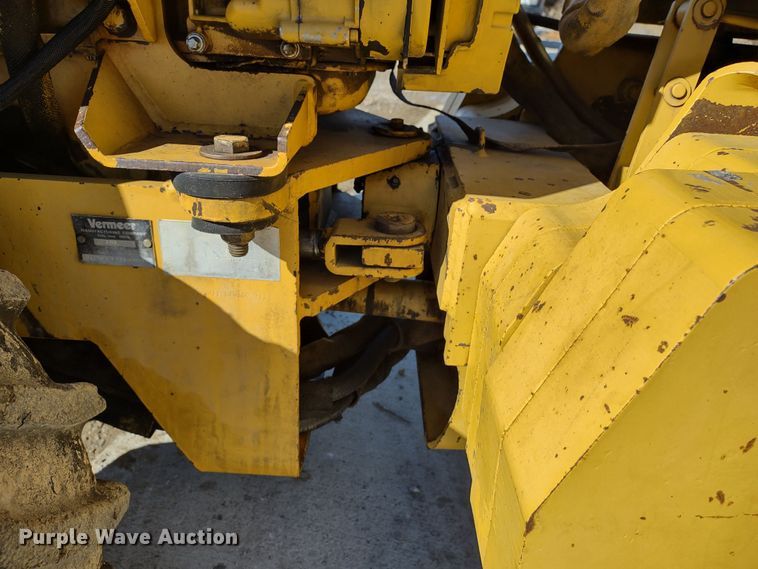 image for item MD9393 1997 Vermeer LM-42  cable plow