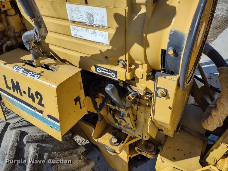 image for item MD9393 1997 Vermeer LM-42  cable plow