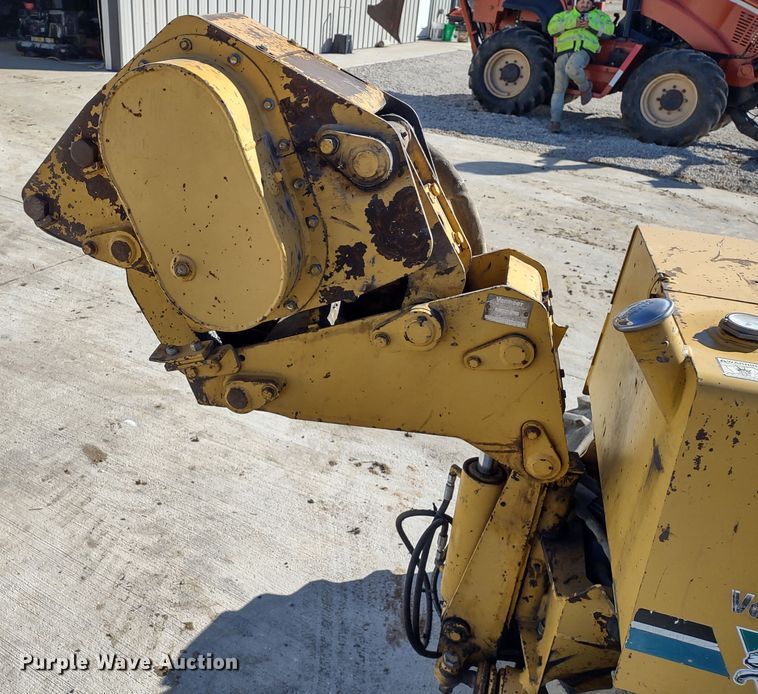 image for item MD9393 1997 Vermeer LM-42  cable plow