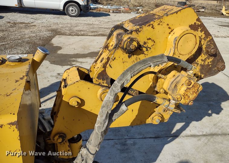 image for item MD9393 1997 Vermeer LM-42  cable plow