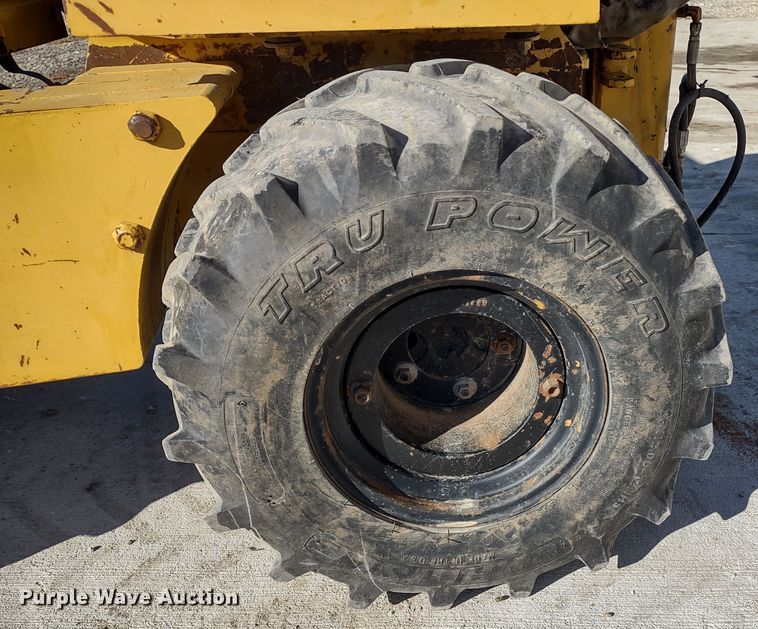 image for item MD9393 1997 Vermeer LM-42  cable plow