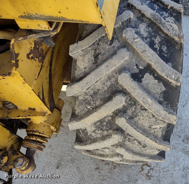 image for item MD9393 1997 Vermeer LM-42  cable plow