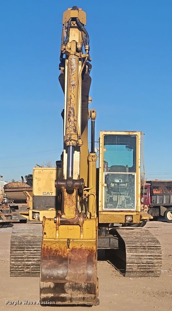 image for item ME9729 Caterpillar 225 LC  excavator