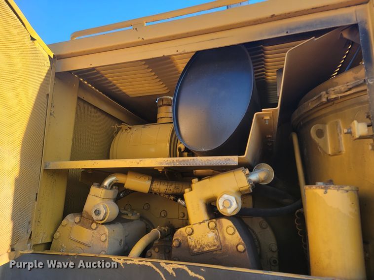 image for item ME9729 Caterpillar 225 LC  excavator