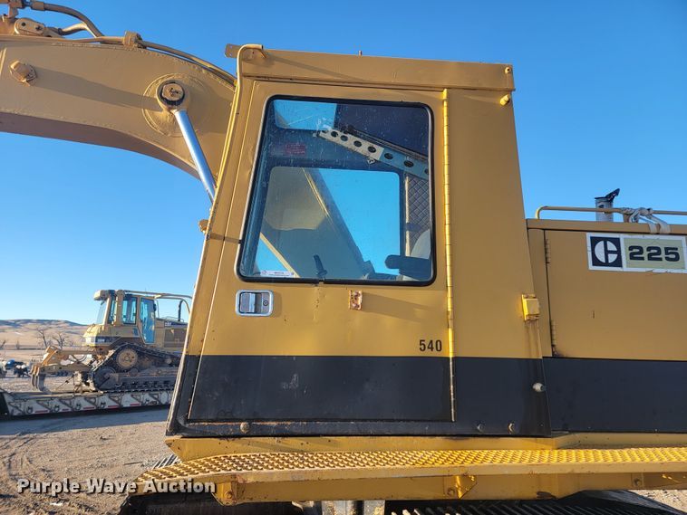 image for item ME9729 Caterpillar 225 LC  excavator