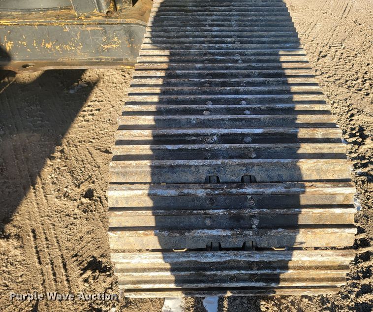 image for item ME9729 Caterpillar 225 LC  excavator