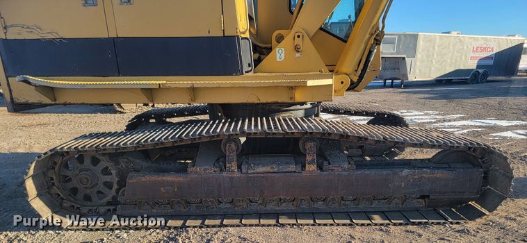 image for item ME9729 Caterpillar 225 LC  excavator