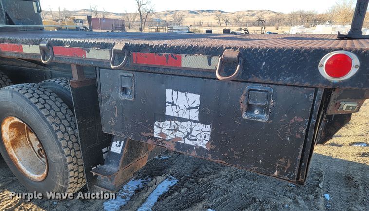 image for item ME9730 1981 International F-2654  crane truck