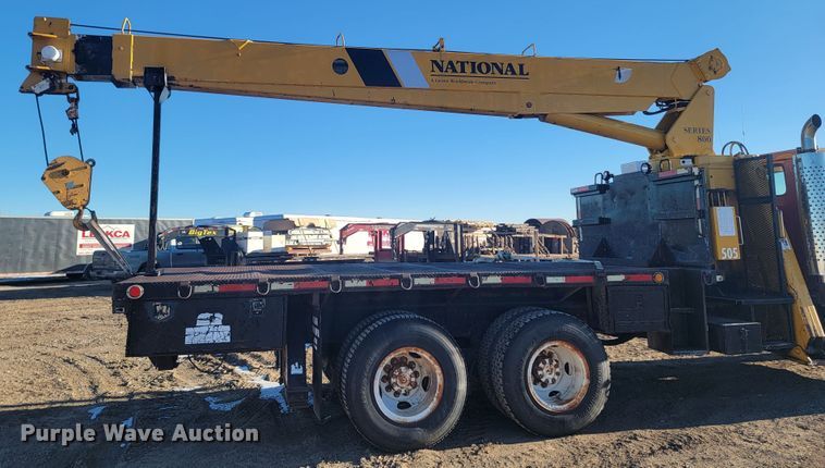 image for item ME9730 1981 International F-2654  crane truck