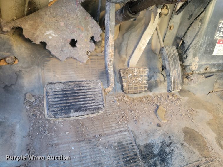 image for item ME9730 1981 International F-2654  crane truck