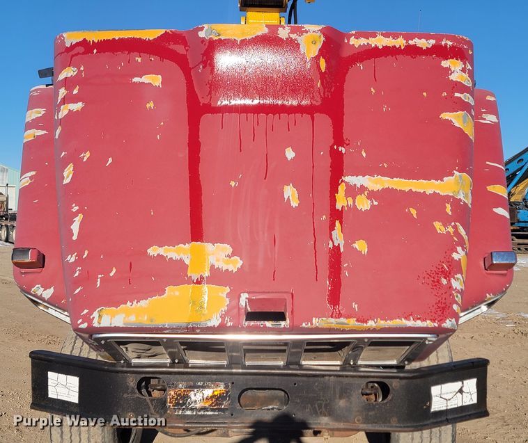 image for item ME9730 1981 International F-2654  crane truck