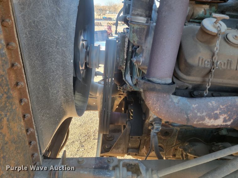 image for item ME9730 1981 International F-2654  crane truck