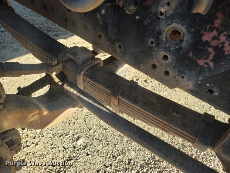 image for item ME9730 1981 International F-2654  crane truck