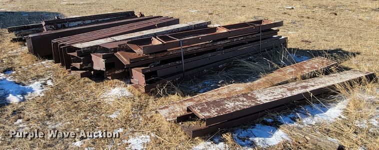 image for item ME9732 Approximately 24 concrete forms