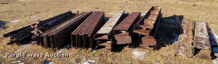 image for item ME9732 Approximately 24 concrete forms