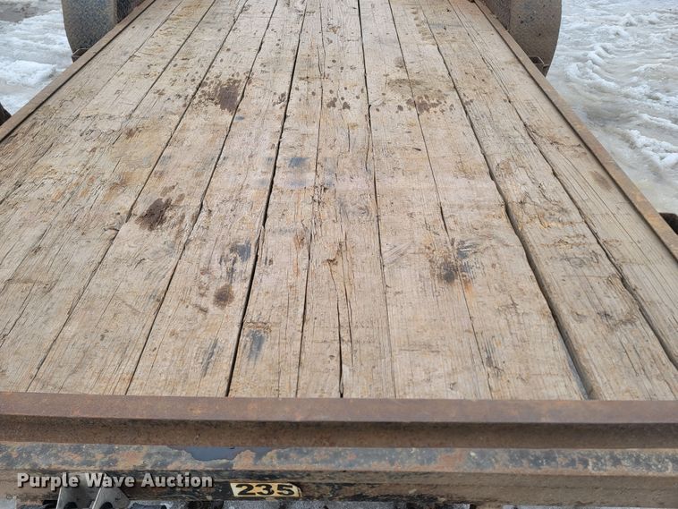 image for item ME9747 2013 M&S  equipment trailer