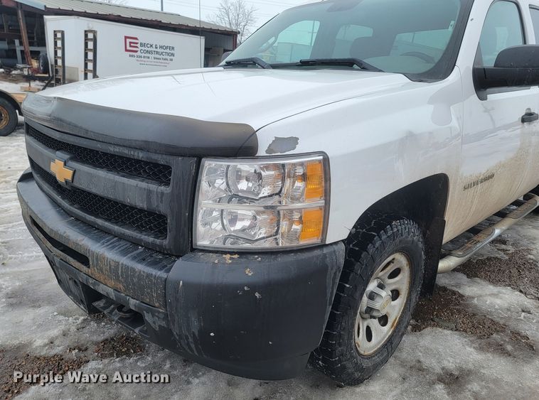 image for item ME9748 2013 Chevrolet Silverado 1500  pickup truck