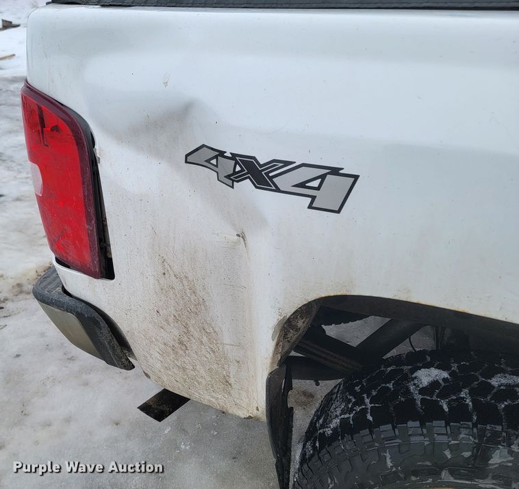 image for item ME9748 2013 Chevrolet Silverado 1500  pickup truck