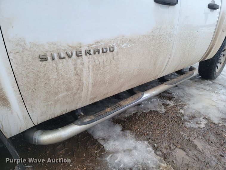 image for item ME9748 2013 Chevrolet Silverado 1500  pickup truck