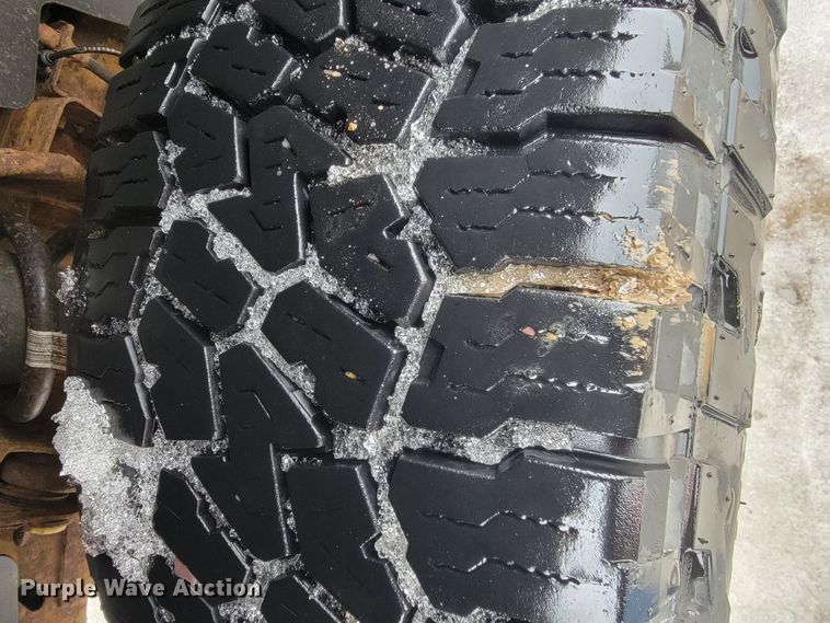 image for item ME9748 2013 Chevrolet Silverado 1500  pickup truck