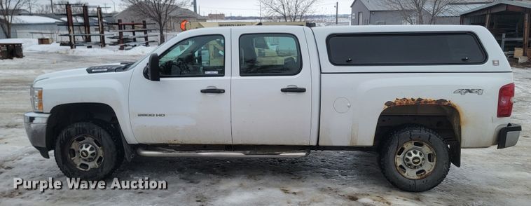 image for item ME9749 2012 Chevrolet Silverado 2500HD  Crew Cab pickup truck