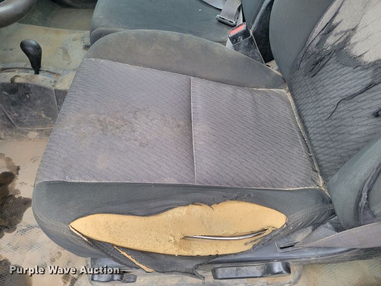 image for item ME9749 2012 Chevrolet Silverado 2500HD  Crew Cab pickup truck