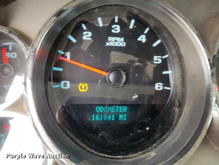 image for item ME9749 2012 Chevrolet Silverado 2500HD  Crew Cab pickup truck