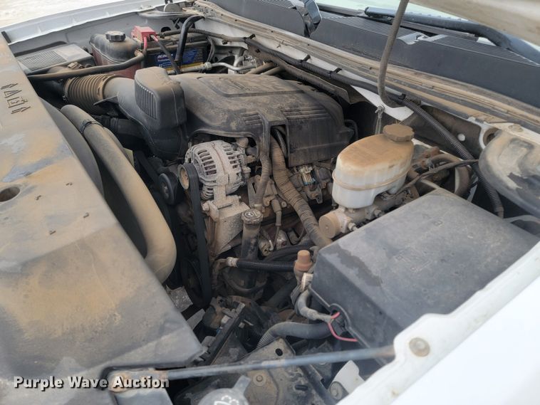 image for item ME9749 2012 Chevrolet Silverado 2500HD  Crew Cab pickup truck