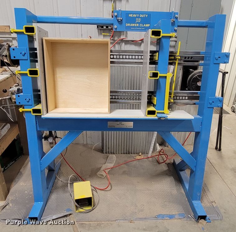 image for item ME9756 JLT Clamps 190B-M2  drawer clamp machine