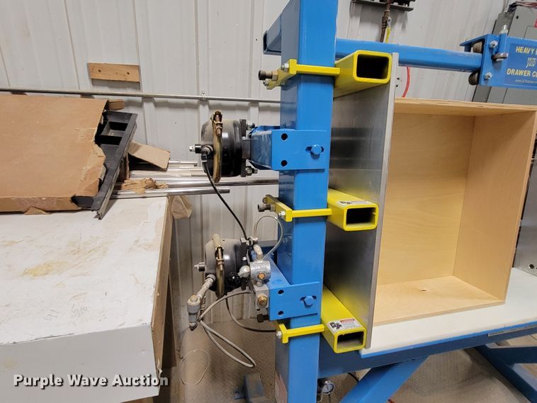 image for item ME9756 JLT Clamps 190B-M2  drawer clamp machine