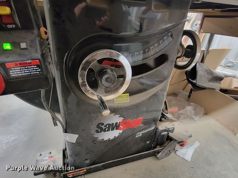 image for item ME9757 SawStop PCS 31230  table saw