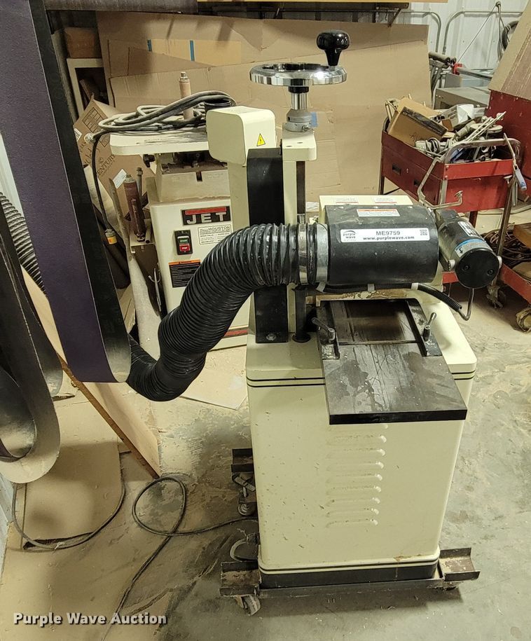 image for item ME9759 Shop Fox W1812  wood planer