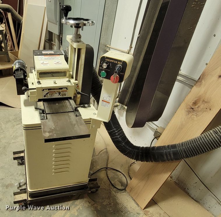 image for item ME9759 Shop Fox W1812  wood planer