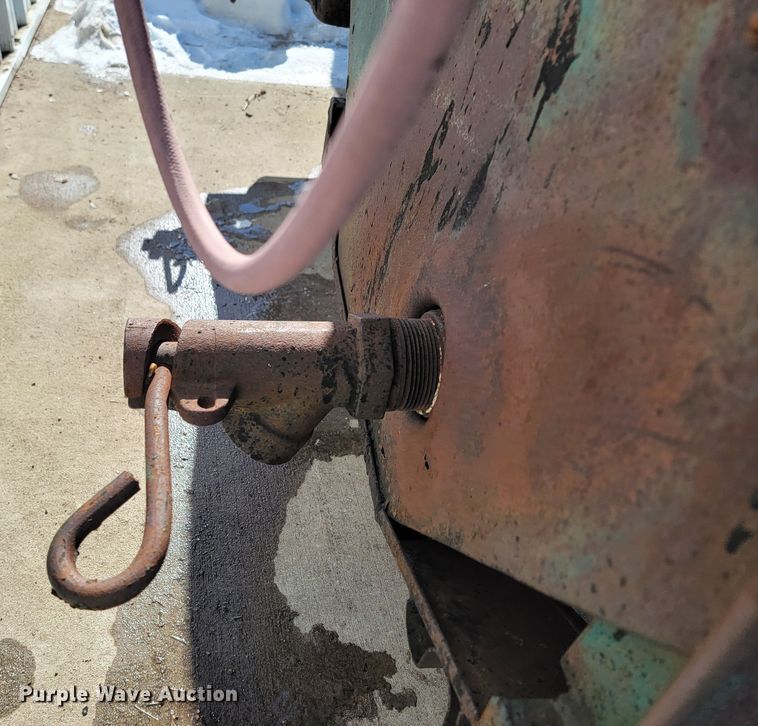 image for item ME9765 (2) pot hole patchers