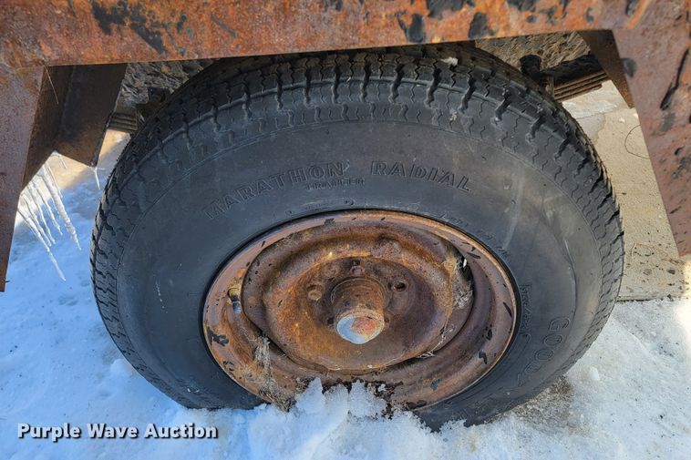 image for item ME9765 (2) pot hole patchers