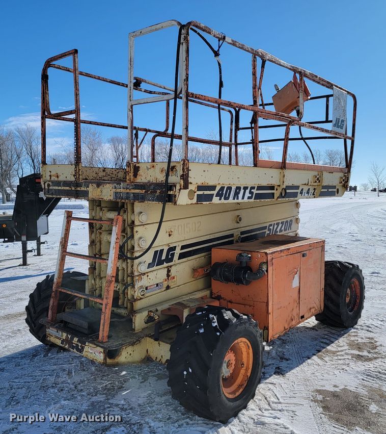 image for item ME9766 1995 JLG 40RTS  scissor lift