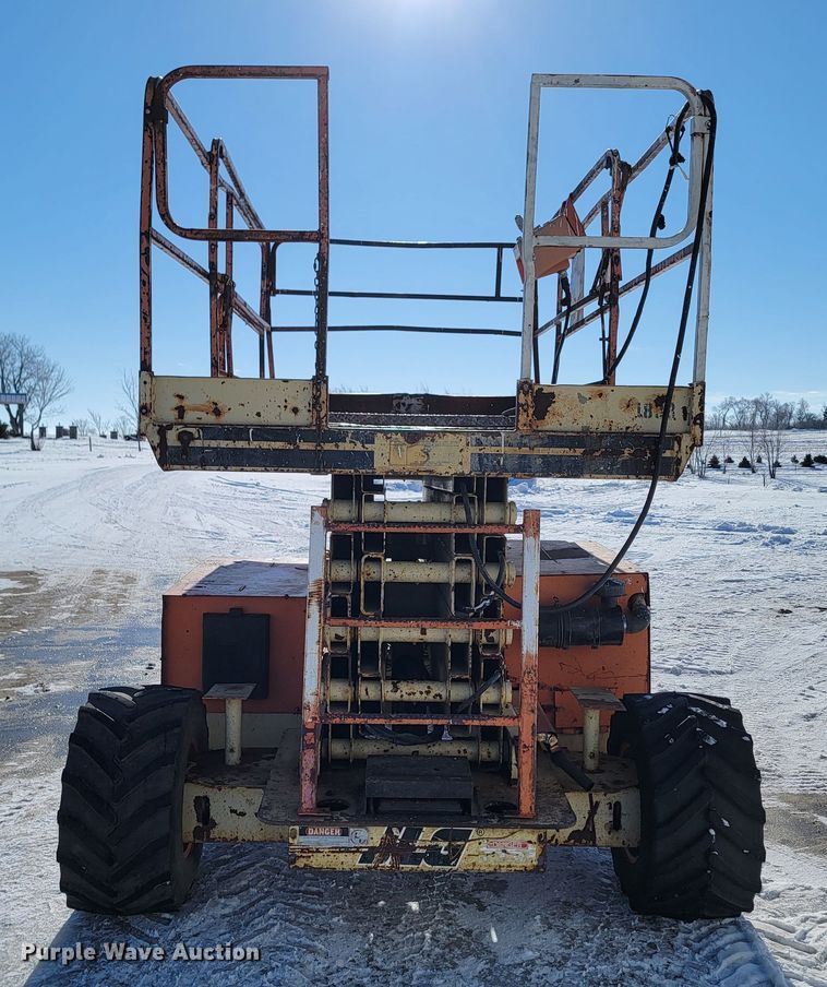 image for item ME9766 1995 JLG 40RTS  scissor lift