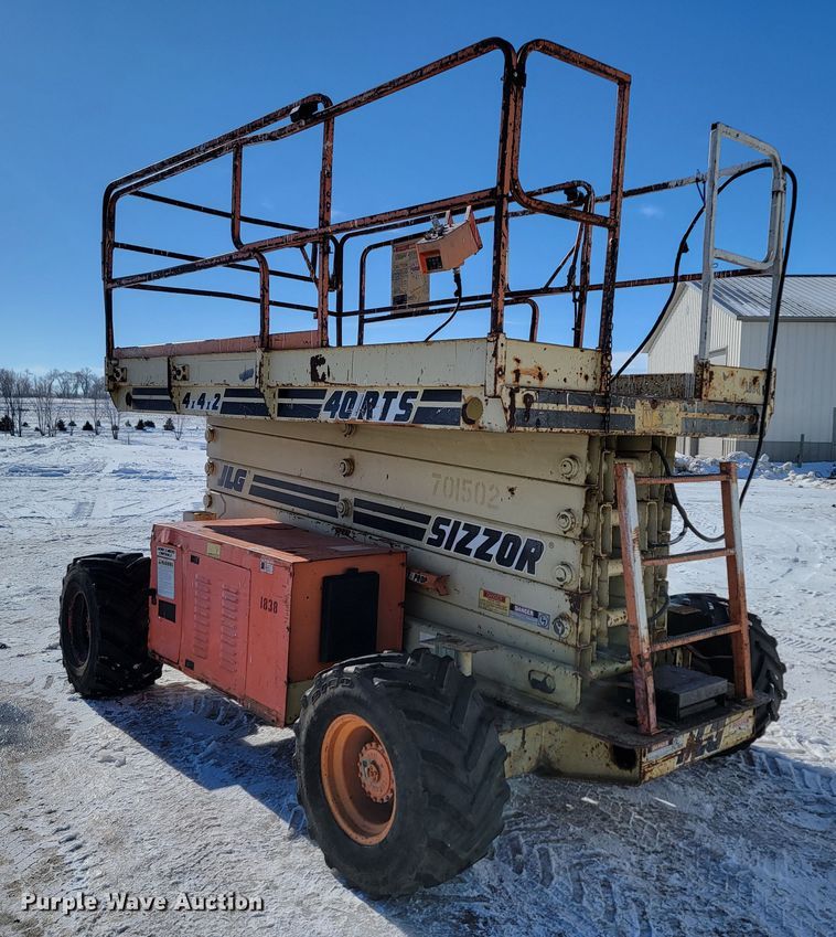 image for item ME9766 1995 JLG 40RTS  scissor lift