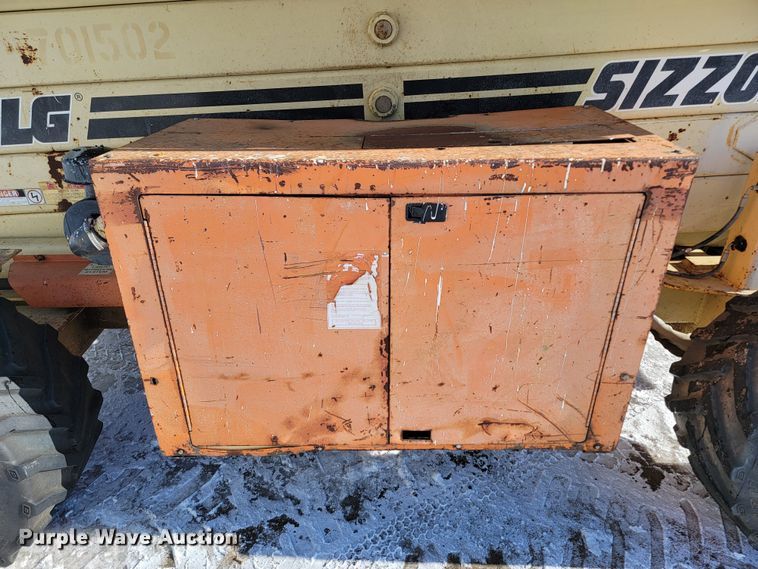 image for item ME9766 1995 JLG 40RTS  scissor lift