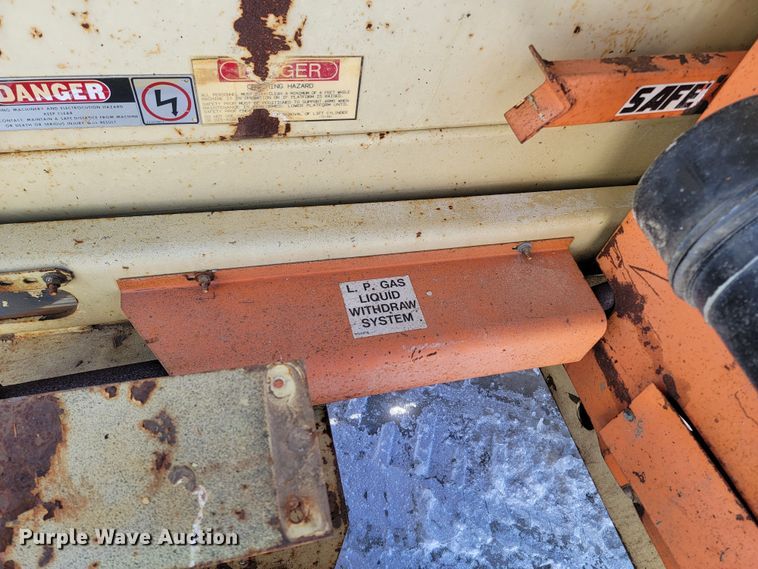 image for item ME9766 1995 JLG 40RTS  scissor lift