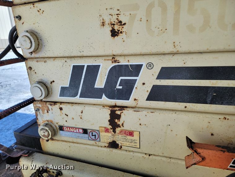 image for item ME9766 1995 JLG 40RTS  scissor lift