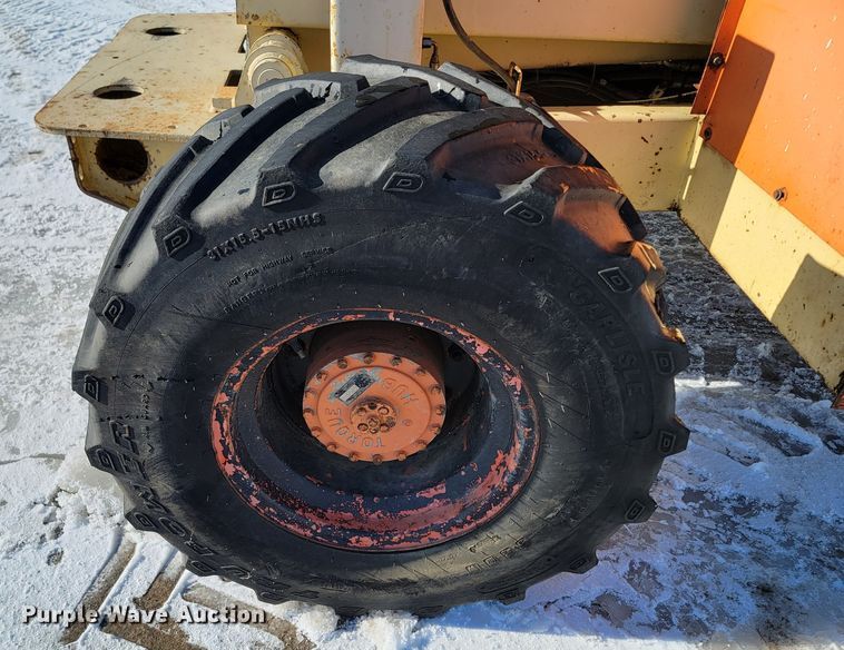 image for item ME9766 1995 JLG 40RTS  scissor lift